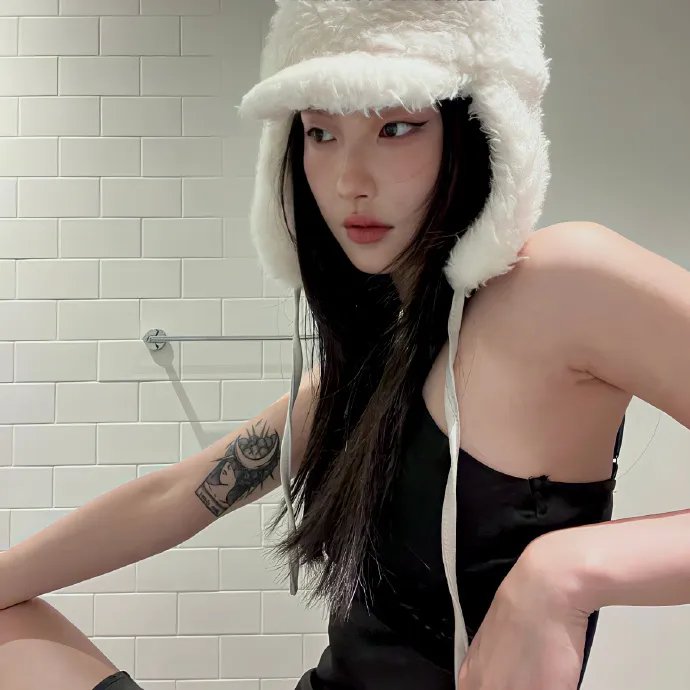 反派：开局喂萝莉女主吃进口糖